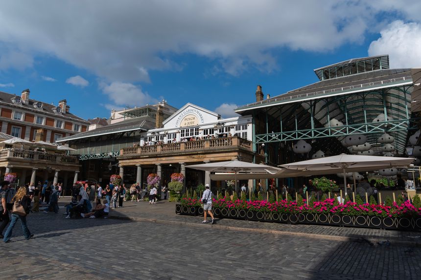 Central Market Square. Covent Garden is a district in London. It is an old fruit and vegetable market in the central square, a very popular place. 27 The Market, London WC2E 8RD, United Kingdom.
